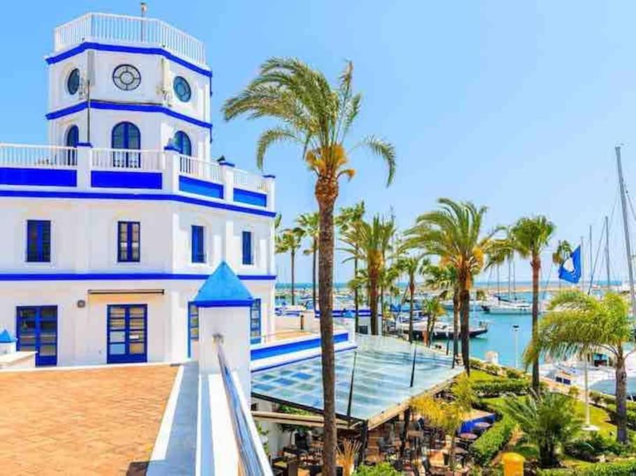 Lovely 1 Bedroom Apartment With Sea Views And Pool 埃斯特波纳 外观 照片